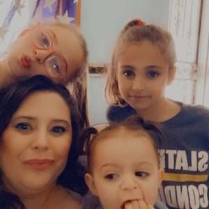 Meet your Posher, Eva